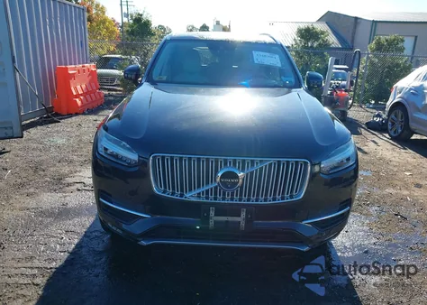 2016 Volvo Xc90 T6 Inscription z USA, uszkodzony, nr VIN YV4A22PLXG1013155